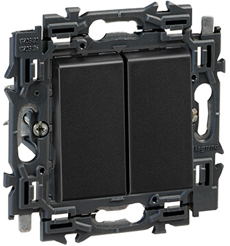 Double bouton poussoir 6A - Connexion rapide - Valena Next - Noir - Legrand