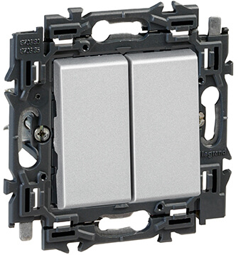 Interrupteur va-et-vient + bouton poussoir 6A - Connexion rapide - Valena Next - Alu - Legrand